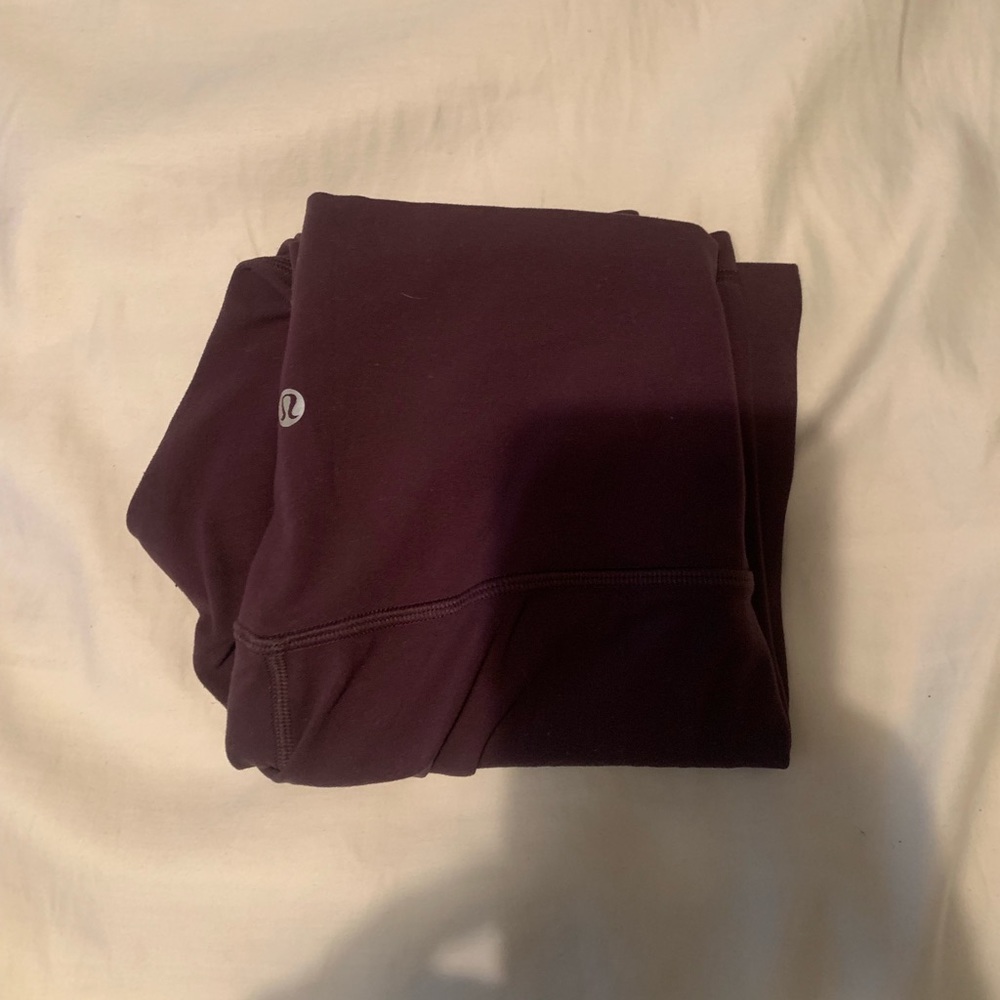 Lululemon plum shadow Align